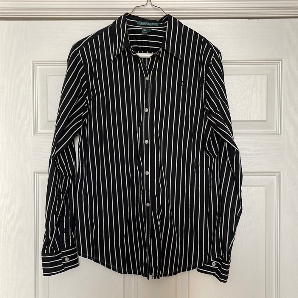 Black shirt